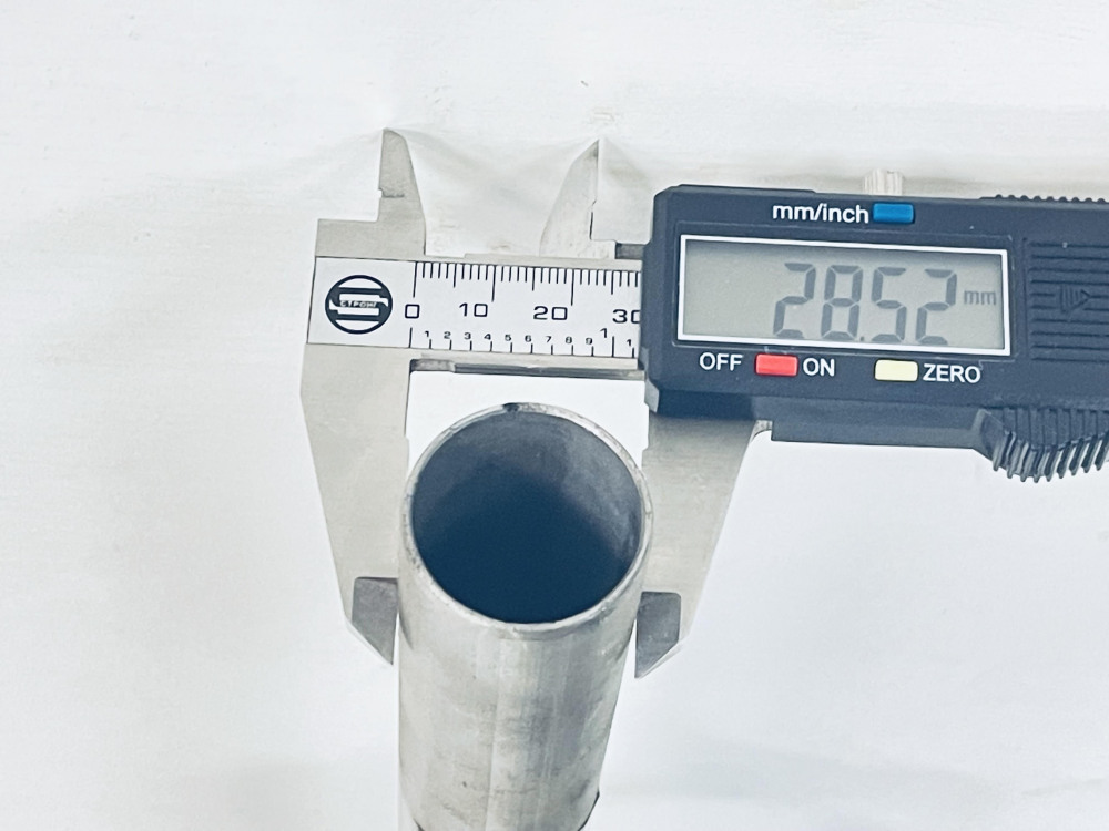 Вилка 26" аморт сталь безрезьбовая 1/8 Disk, код 33171